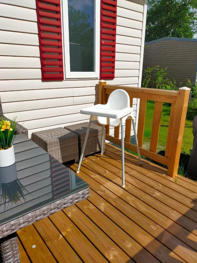 Bj Chalets - De Rug 1 - Vakantiepark Lauwersoog - Luxe Chalet Met Vaatwasser! Vroege Incheck! Ngoại thất bức ảnh